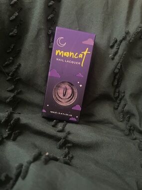 Mooncat Nail Lacquer - in Shattered Glass NIB